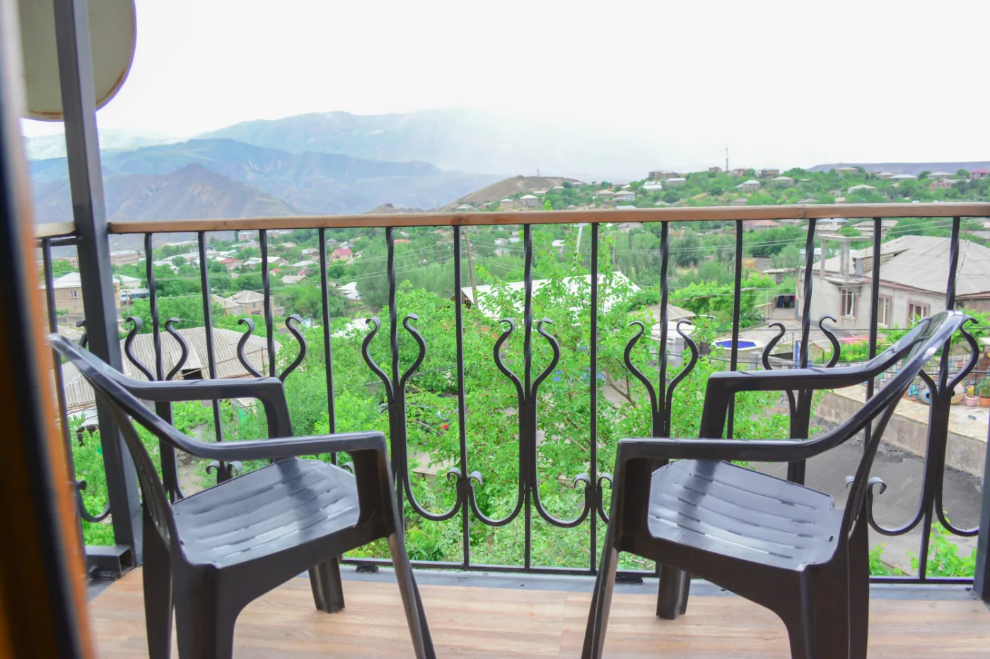 Double room with balcony & WC in front — image 3